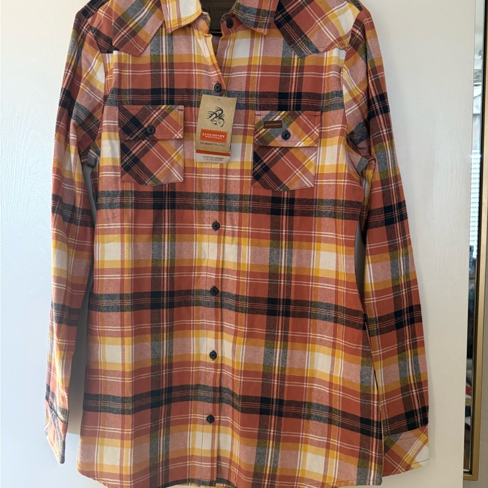 NWT Legendary Whitetails Stockyard Plaid Cinched Button-Up Shirt